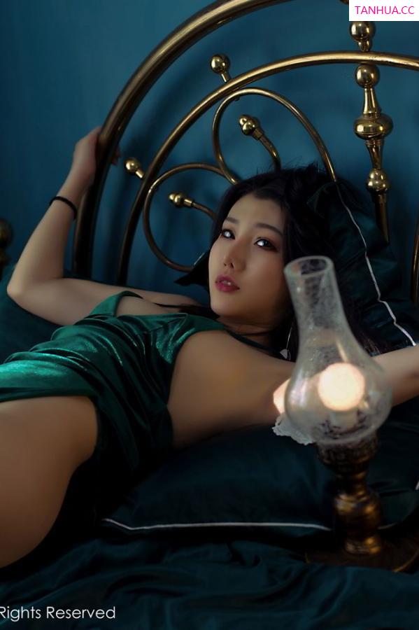 糯糯Nn  [XIUREN]高清写真图 2019.11.05 糯糯Nn第34张图片
